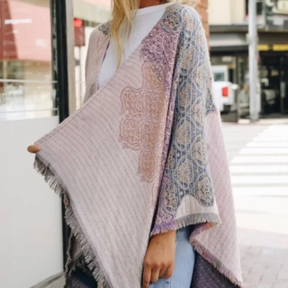 SOLD OUT Lilac Floral Medallion Paisley Ruana Boho Wrap - Picture 3 of 3